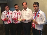 TAYLAND - Dünya Şampiyonu Sporculardan Bakan Yardımcısı Çiftci'ye Ziyaret