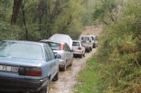 SAKLI CENNET - Karaman'da Heyelandan Kapanan Köy Yolu Ulaşıma Açıldı