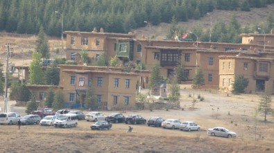 Konya'daki Sanatçıların Köyünde Festival Başladı