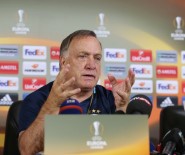 DICK ADVOCAAT - 'Kadroda Üst Seviye Futbol Oynayamayacak Futbolcular Var'