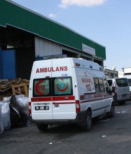 Pres Makinesine Düşen Suriyeli Öldü