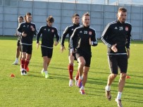 KORCAN ÇELIKAY - Sivasspor, Denizlispor Maçı Hazırlıklarını Sürdürüyor