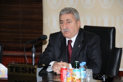 TESK Genel Başkanı Bendevi Palandöken'den Tarık Akan İçin Taziye Mesajı