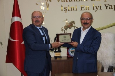 Bakan Elvan, Sarıveliler'de Belediyenin Toplu Açılış Törenine Katıldı