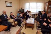 Başbakan Yıldırım, Erzincan'da Şehit Ailelerini Ziyaret Etti