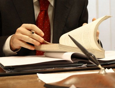 Görevden alınan memurlarla iade