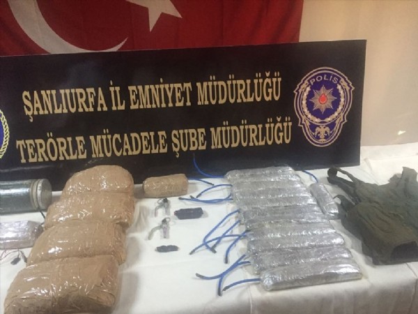 Eylem hazırlığında 2 canlı bomba yakalandı