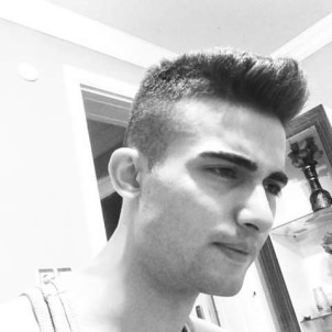 Başından Tüfekle Vurulan 19 Yaşındaki Genç Öldü