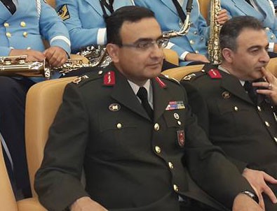 Darbeci General Köroğlu o törene katılmış
