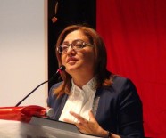 ALI YERLIKAYA - Gaziantep'te Yeni Ders Yılı Şehit Hüseyin Gümüş İmam Hatip Ortaokulu'ndaki Törenle Başladı