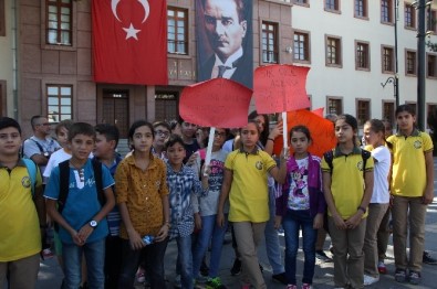 Malatya'da İnşaatı Tamamlanmayan Okul Eylemi