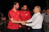OSMAN ZOLAN - Başkan Zolan'dan Sezon Öncesi Moral Ziyareti