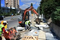 ÇETİN EMEÇ - Dikmen Caddesi'nde Kaldırım Çalışmaları Başladı
