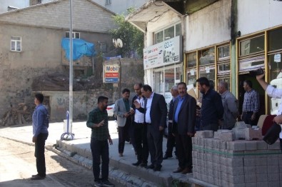Bitlis Belediyesi Cadde Yenileme Çalışmalarını Sürdürüyor