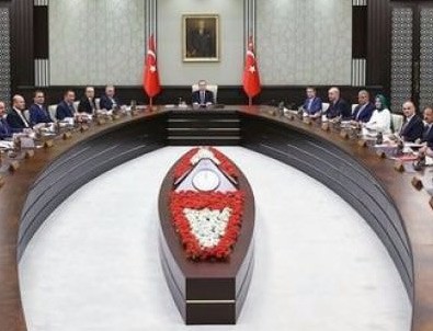 Cumhurbaşkanlığı'na zorunlu atama