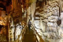 OKAY MEMIŞ - Karaca Mağarasına Bayram Tatilinde Rekor Ziyaretçi