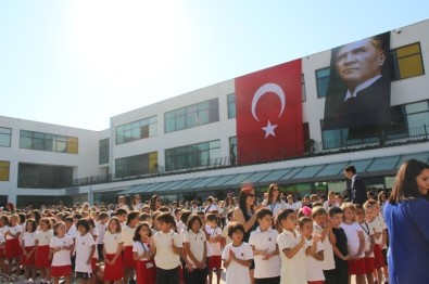 TED İzmir Koleji'nden Yeni Eğitim-Öğretim Yılına 'Merhaba'