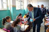 DİŞ FIRÇASI - Büyükşehir Belediyesinden Öğrencilere Diş Macunu Ve Fırçası