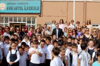 ALPER TAŞDELEN - Çankaya Belediye Başkanı Taşdelen Yenilenen Okulları Ziyaret Etti