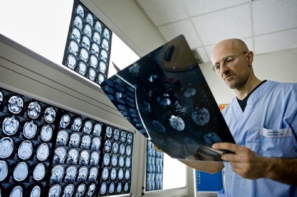 Kafa nakli için tarih verdi