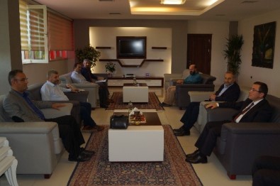 Başbakan Başdanışmanı Erdem, Rektör Kızılay'ı Ziyaret Etti