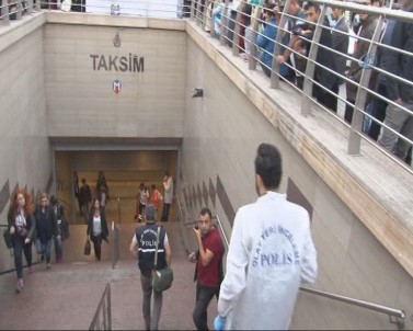 Taksim'de Metro Seferlerini Durduran İntihar Girişimi