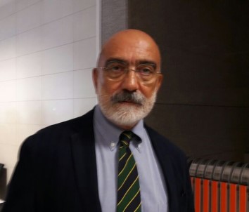Ahmet Altan FETÖ soruşturmasında tutuklandı