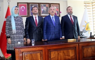 Bakan Müezzinoğlu, AK Parti Tekirdağ İl Başkanlığı'nı Ziyaret Etti