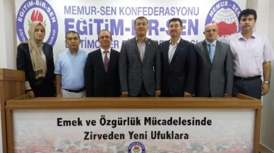 Eğitim Bir-Sen'li Üyeler Serbest Kıyafetle İşe Gidecek
