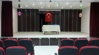 Merkezefendi'den Şehit Hasan Eser Ortaokulu'na Konferans Salonu