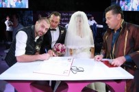 Nejat İşler Bodrum'da Nikah Şahitliği Yaptı