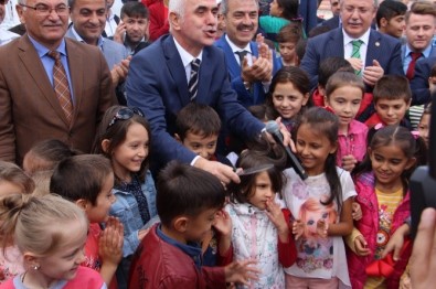 Çankırı'da 'Uçak Kütüphane' Açıldı