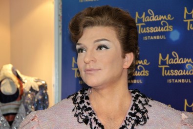 Görenler Şaştı Kaldı