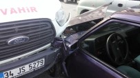 Direksiyon Başında Uyuyan Minibüs Şoförü Trafiği Birbirine Kattı