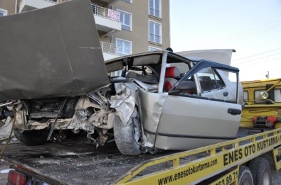 Sorgun'da İki Ayrı Trafik Kazasında 4 Kişi Yaralandı
