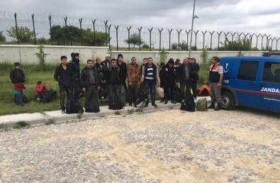 Türkiye-Bulgaristan Sınır Hattında 106 Kaçak Göçmen Yakalandı