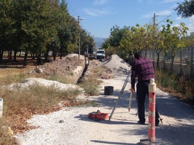 Akhisar'ın Atatürk Mahallesine Ek Kanalizasyon Hattı Yapılıyor