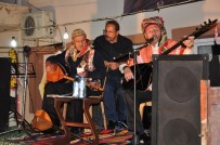 FUAT GÜREL - Aşıklar Milas'ta Atıştı