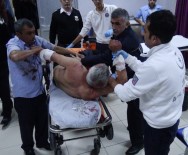 Bıçaklanan Yaralının Sedye Üzerinde Su İsyanı