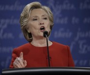 DIŞİŞLERİ BAŞKANLIĞI - Clinton Ve Trump, Televizyon Düellosunda Kozlarını Paylaştı