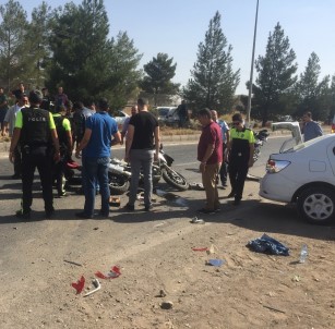 Diyarbakır'da Kaza Açıklaması 2'Si Polis, 3 Yaralı