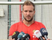 ALPAY ÖZALAN - Muslera ile kıyaslanan Boffin konuştu