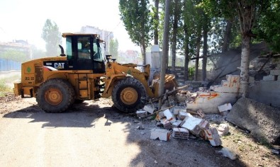 Çankaya'da Gecekondu Yıkımı Devam Ediyor