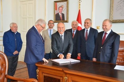 15 Temmuz Şehitler İlkokulu'nun Yapımı İçin Protokol İmzalandı