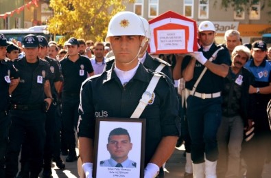 Aksaraylı Şehit Polis Son Yolculuğuna Uğurlandı