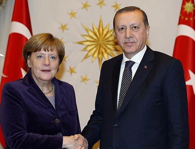 Cumhurbaşkanı Erdoğan ve Merkel Suriye'yi görüştü