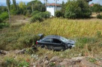 Niksar'da İki Otomobil Çarpıştı Açıklaması 4 Yaralı