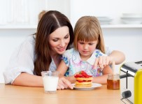 BESLENME ÇANTASI - Yanlış Beslenen Çocuğun Öğrenme Yeteneği Azalıyor