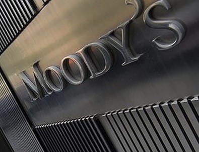 Yatırımcılar Moody's'in kararını takmıyor
