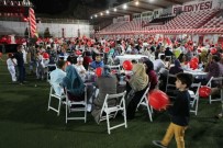 Bayraklı Belediyesi'nden Unutulmaz Sünnet Şöleni